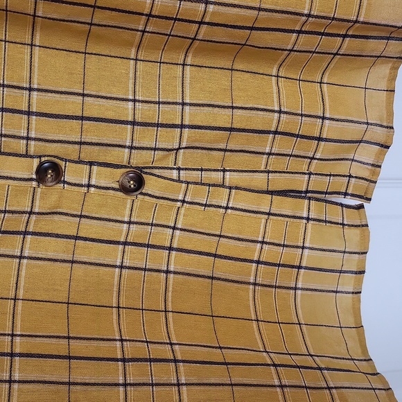 Yellow plaid button down dress - Picture 2 of 8